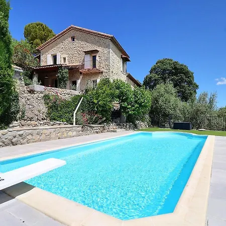 Holiday home La Rochere