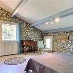 Holiday home La Rochere